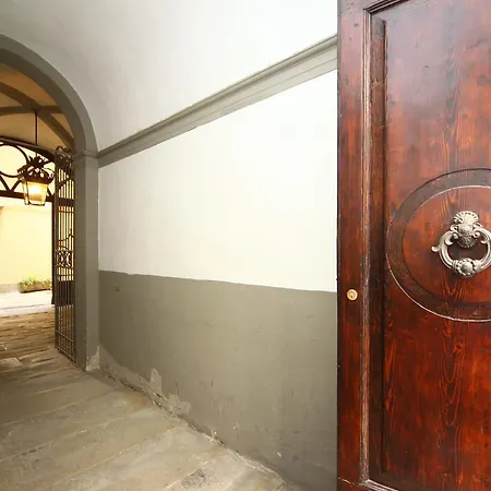 Ghibellina Fast Check In On Line Lägenhet